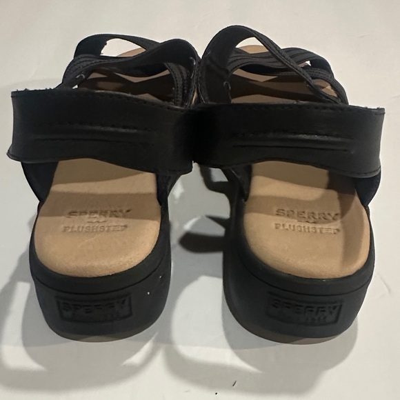 Sperry Bayou plushstep Black and Tan stretchy strap Sandals with heel cushion - Picture 6 of 10